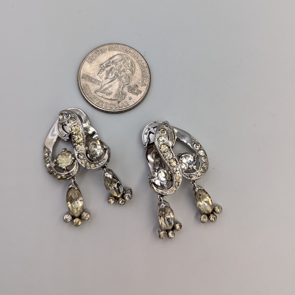 Vintage Unique Joseph Mazer Silver Tone Rhinestones Dangles Clip on Earrings - Picture 8 of 14